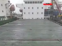 Tàu chở hàng rời để bán