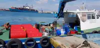 Tàu làm việc để bán