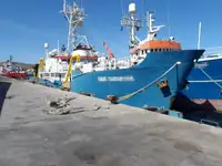 Tàu nghiên cứu để bán