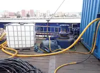 Tàu làm việc để bán