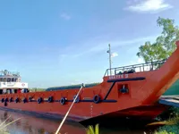 Tàu đổ bộ, chở hàng để bán