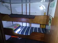 Tàu kéo để bán