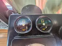 Tàu chở thủy thủ đoàn để bán