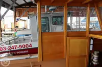 Tàu chế biến cá để bán