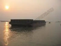 Tàu kéo để bán