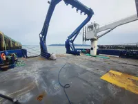 Tàu kéo để bán