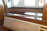 Tàu phà để bán