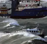 Tàu dẫn đường để bán