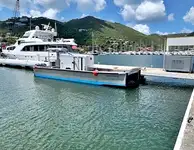 Tàu đổ bộ, chở hàng để bán
