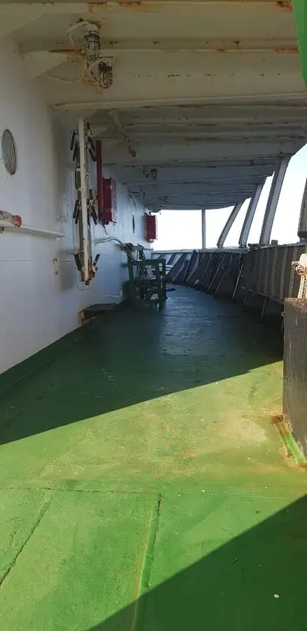 Tàu chở hàng rời để bán