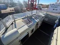 Tàu khảo sát để bán