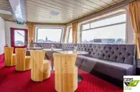 Tàu du lịch để bán