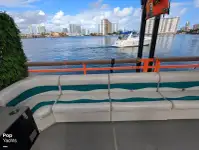 Tàu chở khách để bán