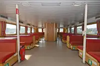 Tàu du lịch để bán