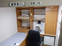 Tàu nghiên cứu để bán