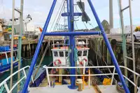 Tàu chở khí tự nhiên hóa lỏng (LNG) để bán
