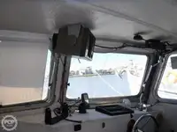 Tàu kéo lưới để bán