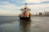 Tàu nạo vét để bán