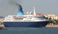 Tàu du lịch để bán