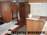 Tàu kéo để bán