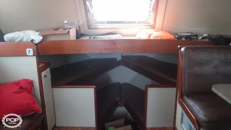 Tàu hỗ trợ lặn để bán
