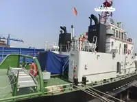 Tàu kéo để bán