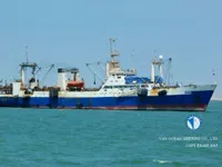 Tàu kéo lưới để bán