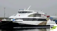 Tàu chở khách rao bán