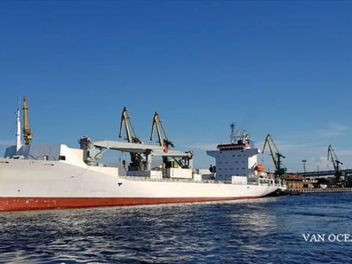 Tàu lạnh để bán
