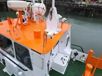 Tàu kéo để bán