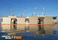 Bến tàu nổi rao bán