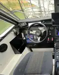 Tàu dẫn đường để bán