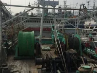 Tàu câu mực để bán