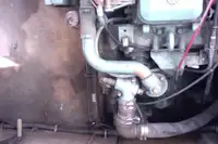 Tàu chở thủy thủ đoàn để bán