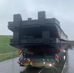 Sà lan để bán