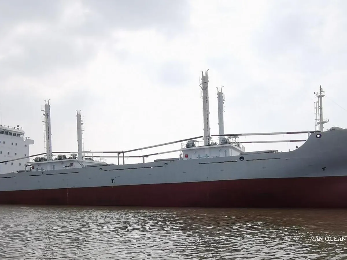 Tàu lạnh để bán