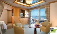 Tàu du lịch để bán