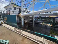 Tàu kéo lưới để bán