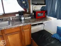 Tàu kéo lưới để bán