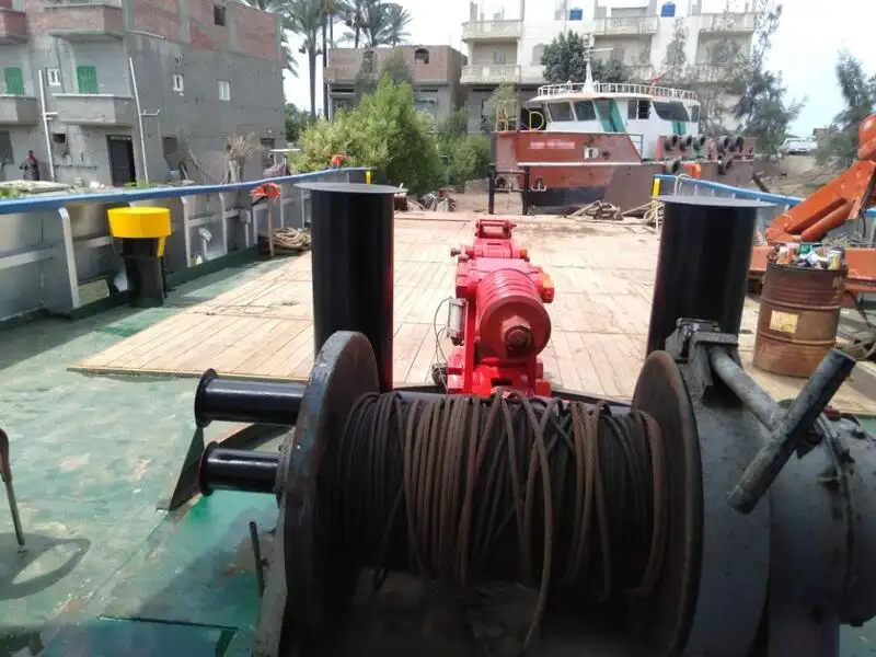 Tàu cung cấp để bán