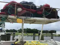 Tàu kéo lưới để bán