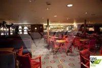 Tàu du lịch để bán
