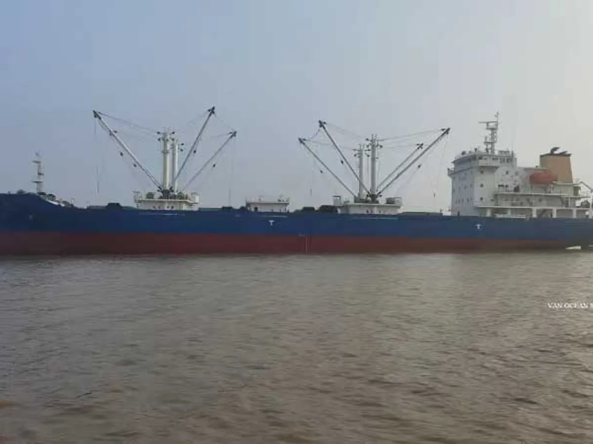 Tàu lạnh để bán