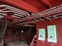 Tàu kéo để bán