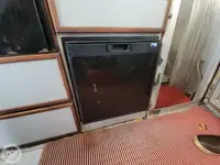 Thuyền cứu sinh để bán