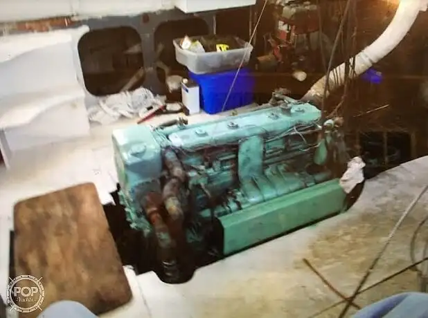 Tàu cung cấp để bán