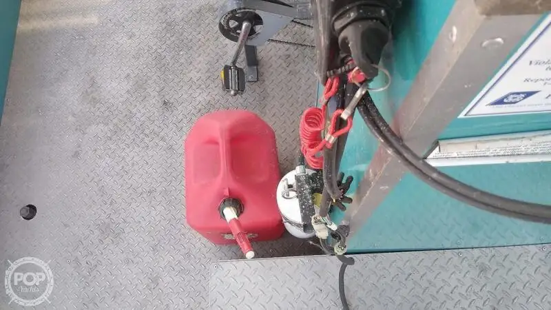 Tàu container để bán