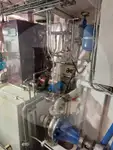 Tàu chở cá sống để bán