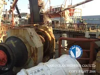 Tàu kéo lưới để bán