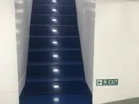 Tàu chở khách để bán